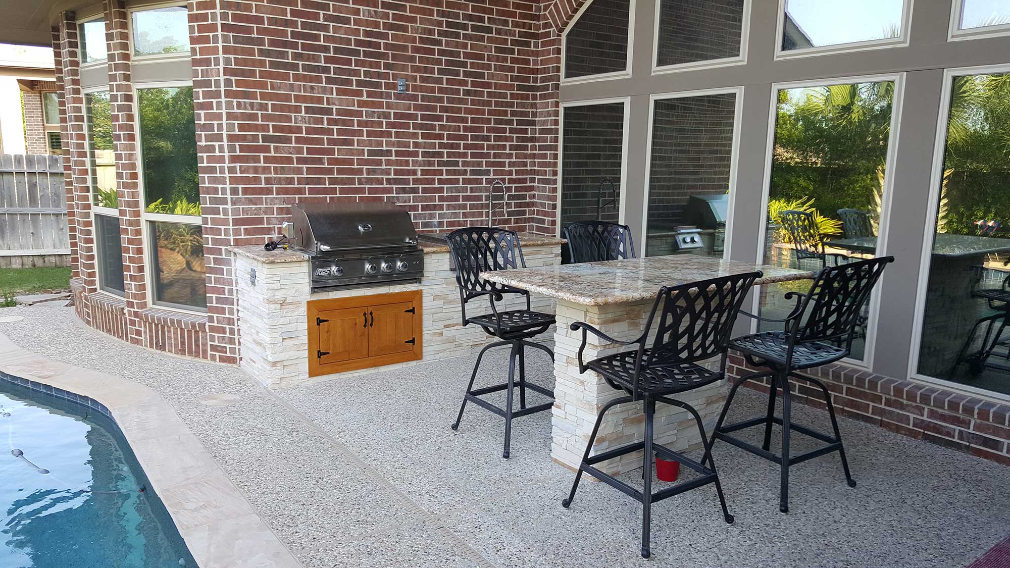 Woodlands Outdoor  Kitchens  pictures