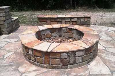 Outdoor Fireplaces / Fire pits Gallery